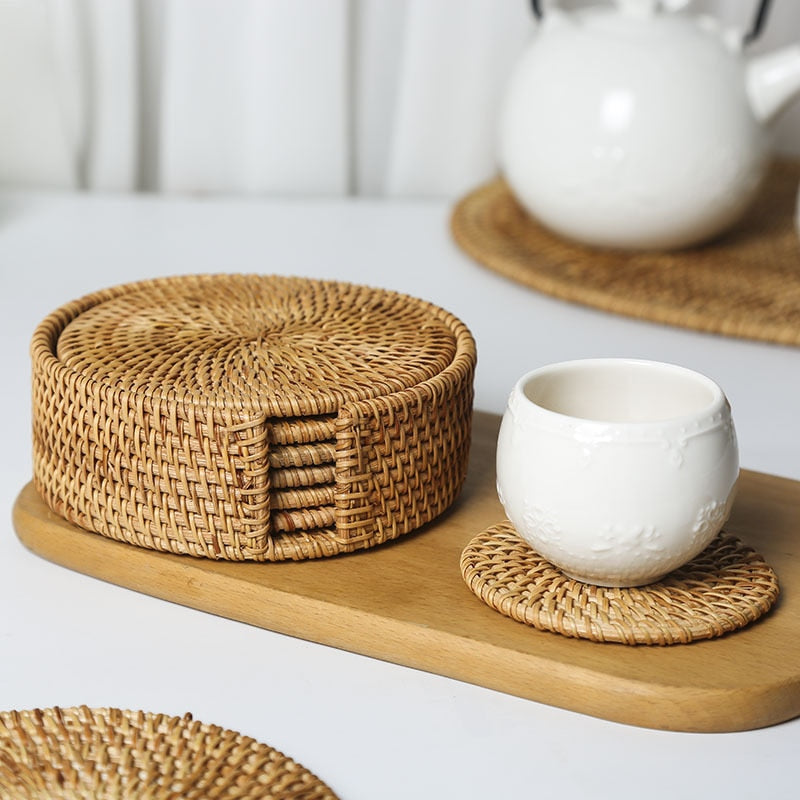 Esteira para copos / porta copos / descanso de copos de rattan  - 6 peças